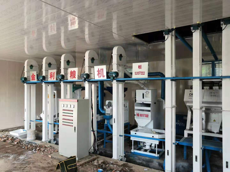 山東濟南長清雙泉鎮NZJ 10噸小米成套加工設備安裝調試完畢